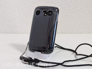 BALUMUDA PHONE 透明クリアケース・ガラスフィルム・ネックストラップ装着